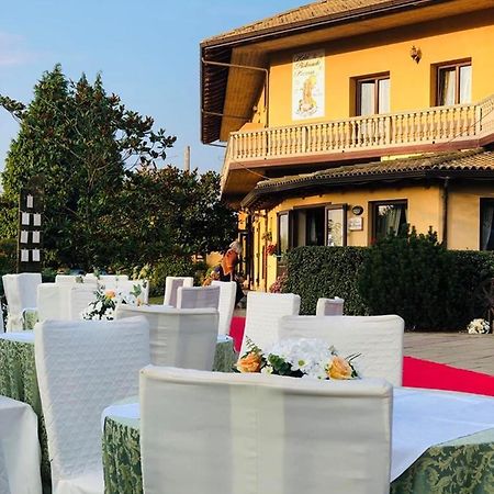 סרה סן ברונו Hotel La Fontanella מראה חיצוני תמונה