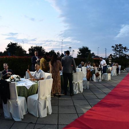 סרה סן ברונו Hotel La Fontanella מראה חיצוני תמונה