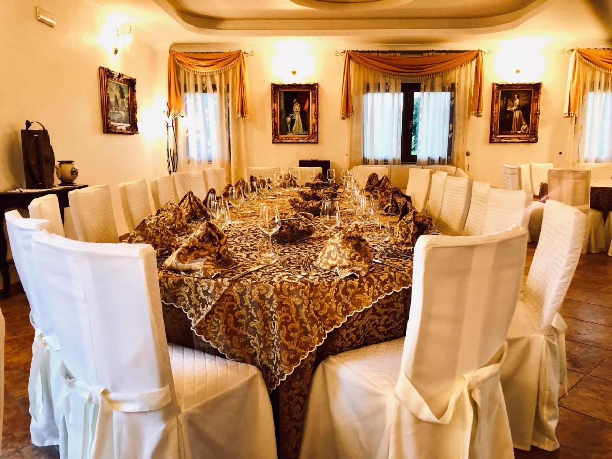 סרה סן ברונו Hotel La Fontanella מראה חיצוני תמונה